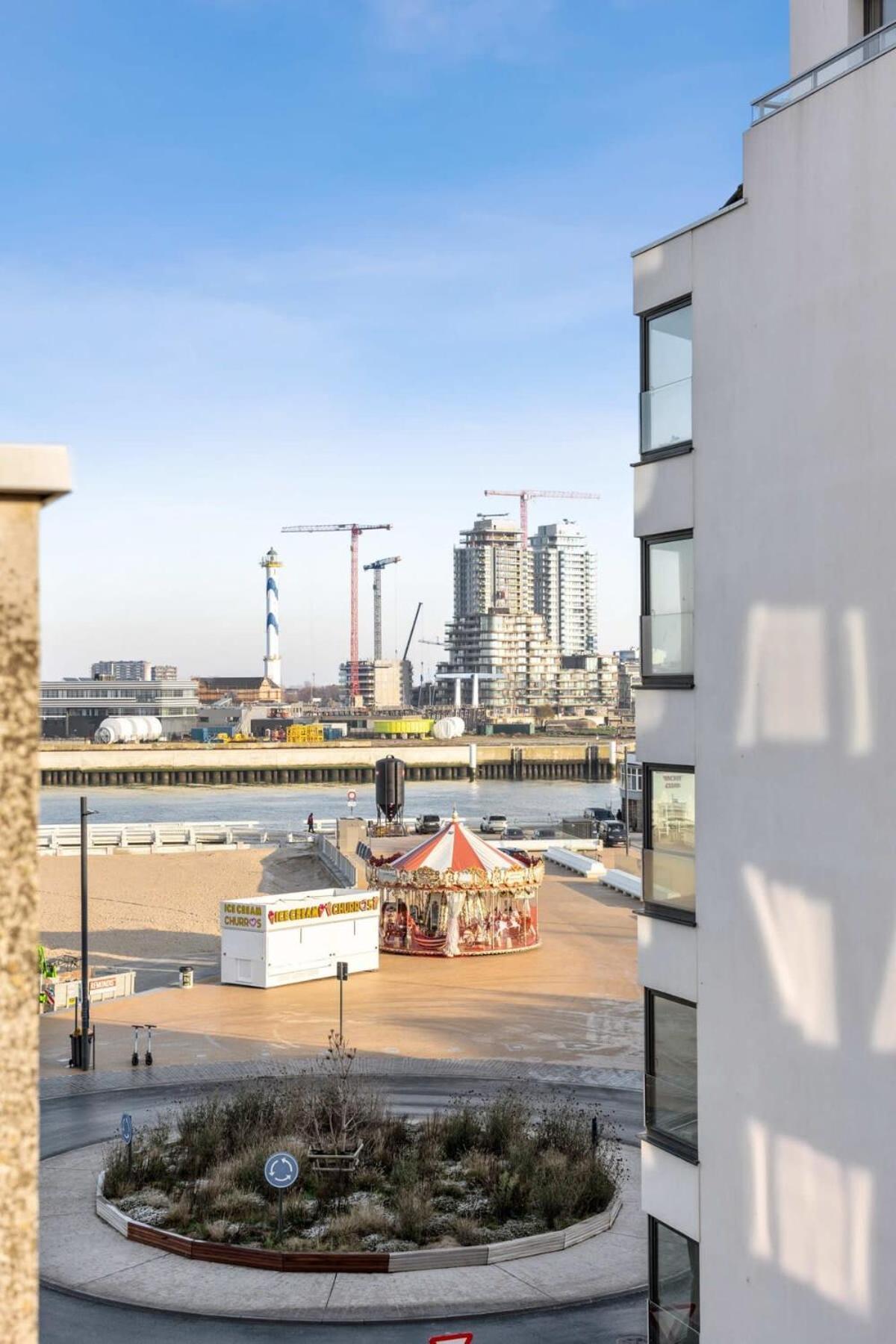 Alejandro - Lovely 2 Bedroom Apartment In Ostend Oostende Exterior foto